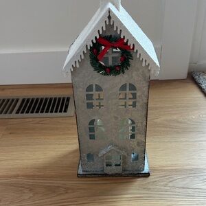 Festive Holiday House Lantern with Wreath